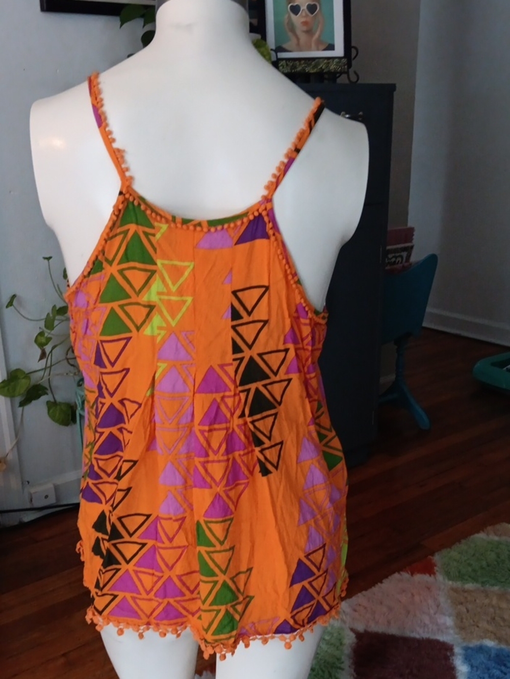 STYLUS Multicolor Geometric Tank Top - Picture 5 of 10